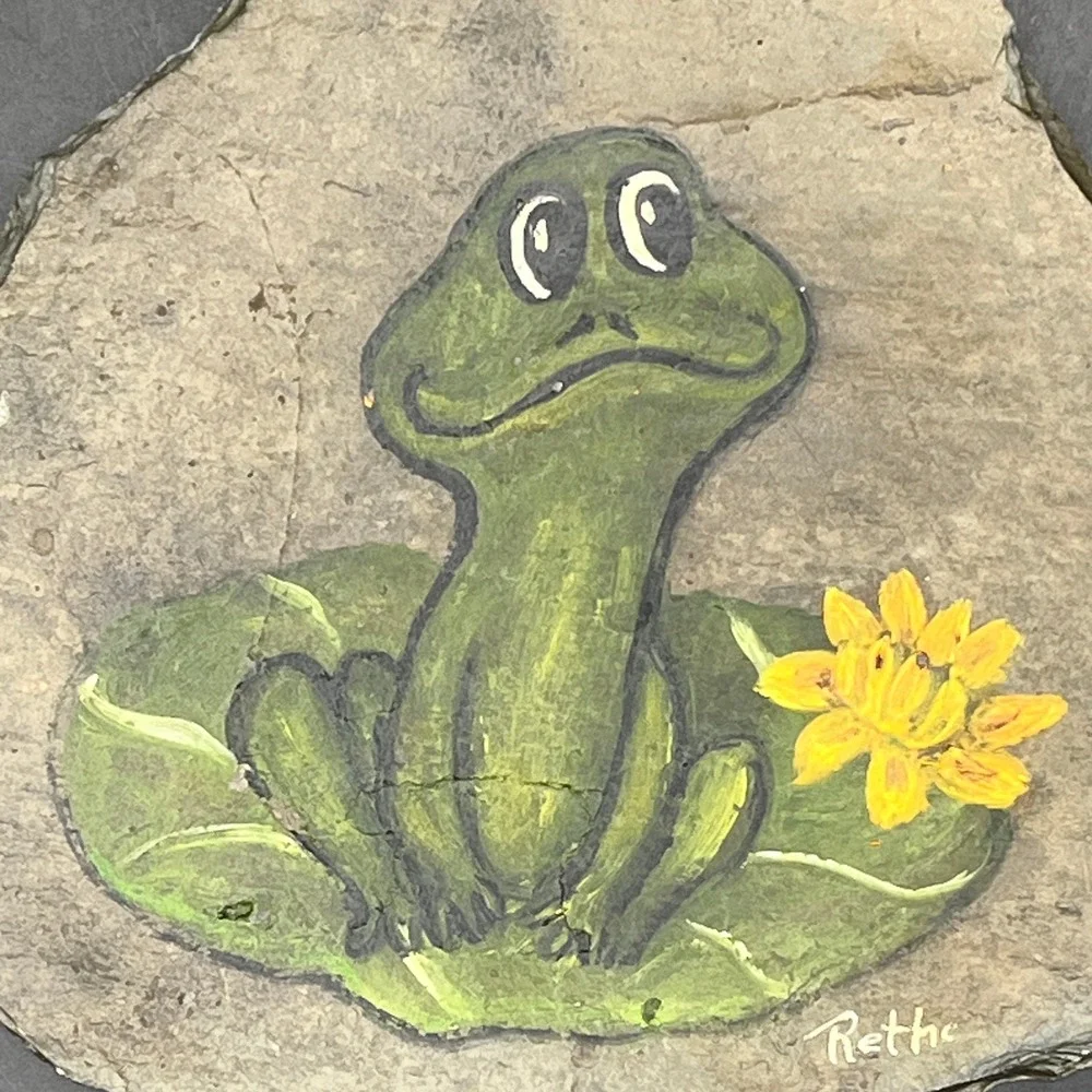 Vtg Slate Plaque Frog On‎ Lily Pad-Signed Porch Decor-Collector Cottagecore 5